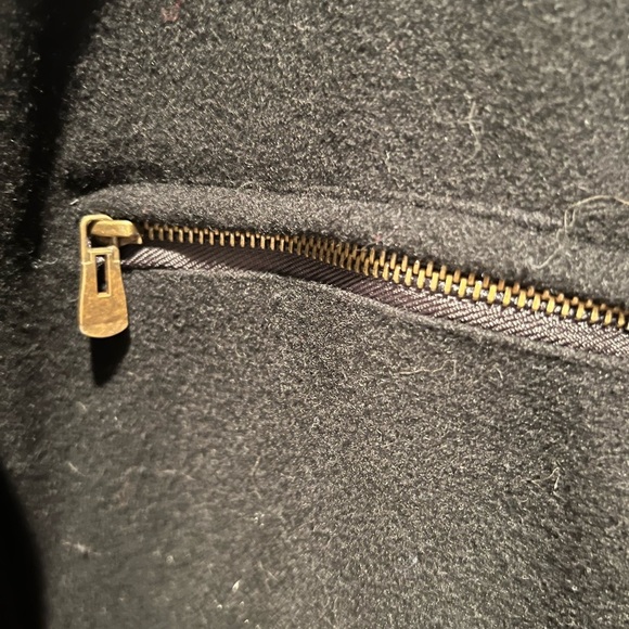 2799 Limited Edition trend setter men’s jacket, size L, black, plush, EUC - Picture 6 of 10